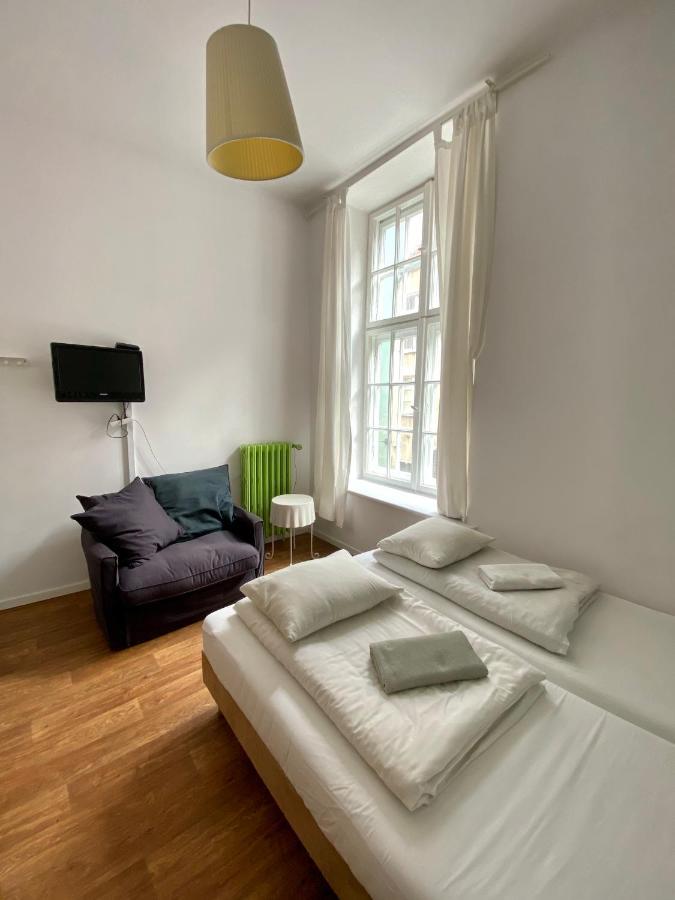 Grand Guesthouse Apartament Гданьск Экстерьер фото